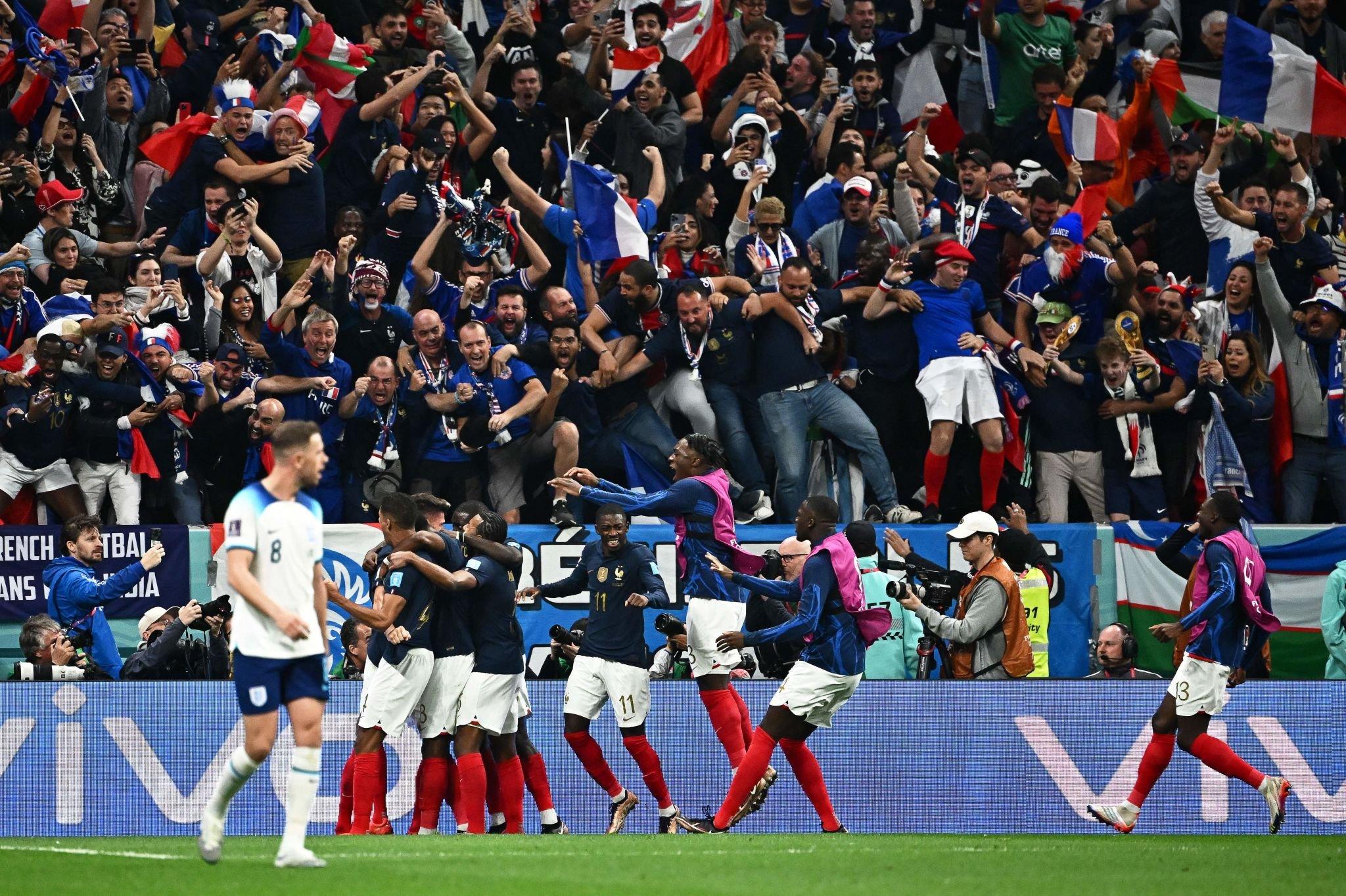 فرنسا تقصي انجلترا بعد الفوز عليها (2-1) وتواجه المغرب فى نصف نهائي كأس العالم قطر 2022.