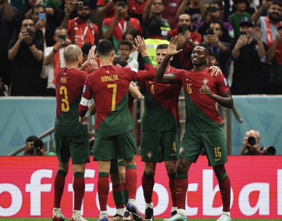 منتخب البرتغال يسحق سويسرا ويتأهل لملاقاة المغرب فى ربع نهائي كأس العالم قطر 2022.
